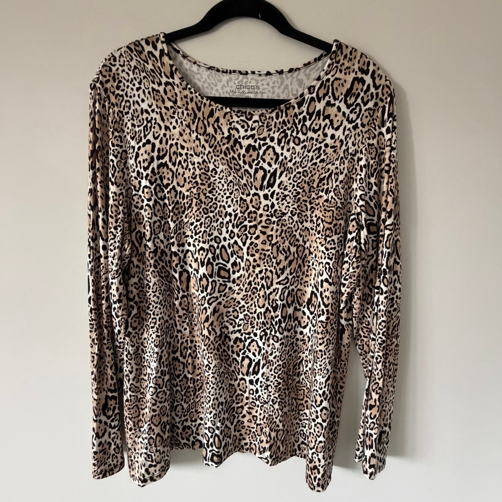 Chicos The Ultimate Tee Leopard Print Long Sleeve Scoop Neck Top Size 2 Large